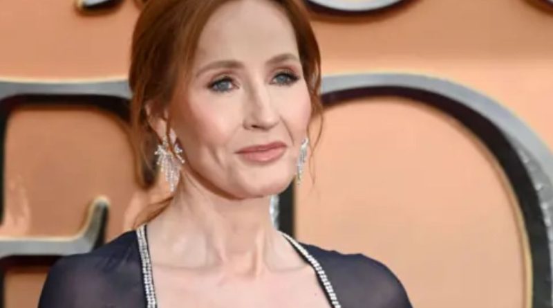 J.K. Rowling es demandada por ciberacoso