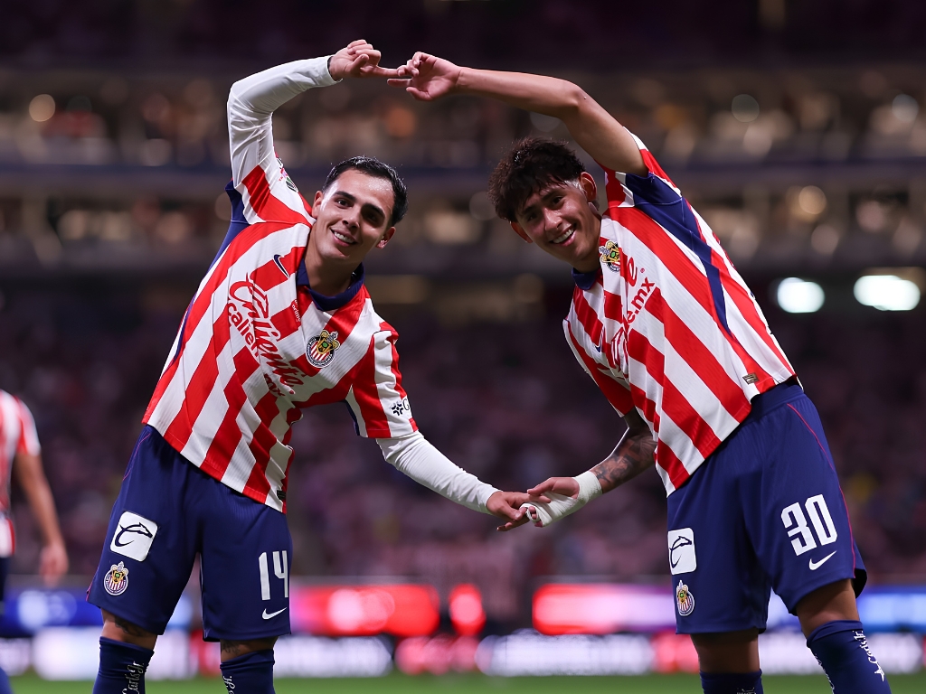 La victoria de Chivas ante Xolos fortalece al Rebaño