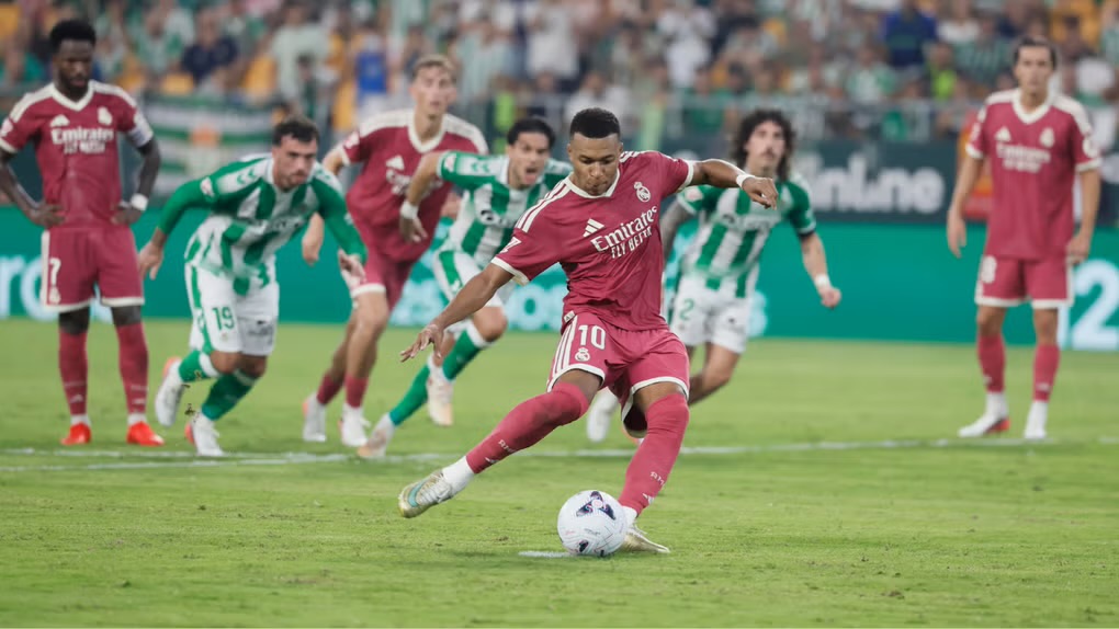 El Betis frena al Madrid: los blancos sufren su primera derrota de la temporada